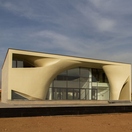 Kouhsar Villa