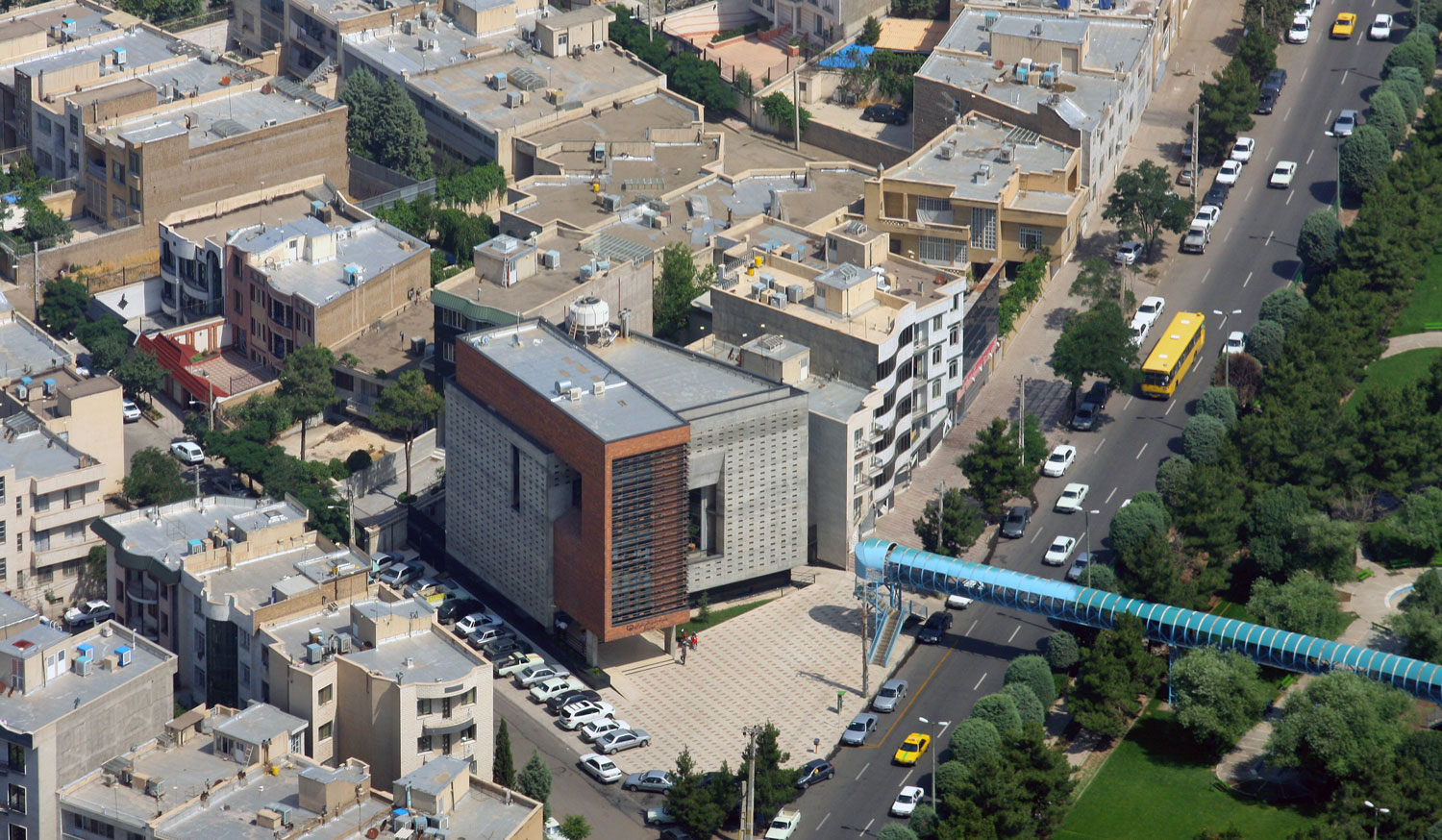 Qazvin C.E.O. Building