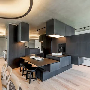 Residence No. 8