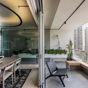 Residence No. 8