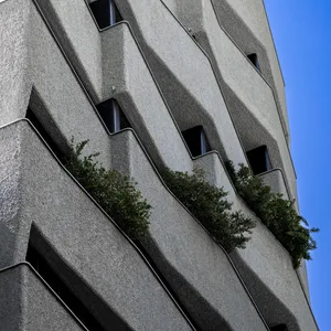 Ribbon Administrative Building