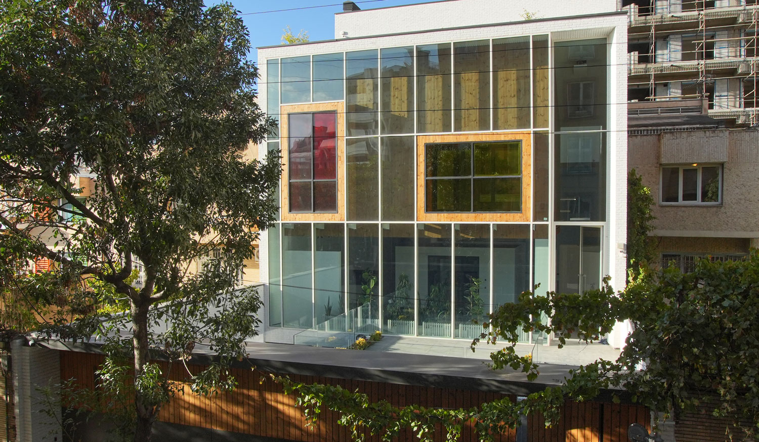 Shenasi House