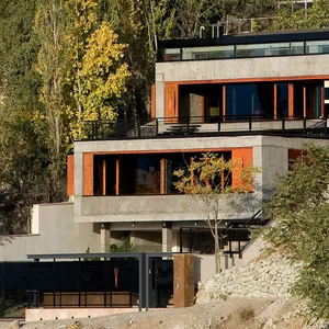 Villa for a Friend